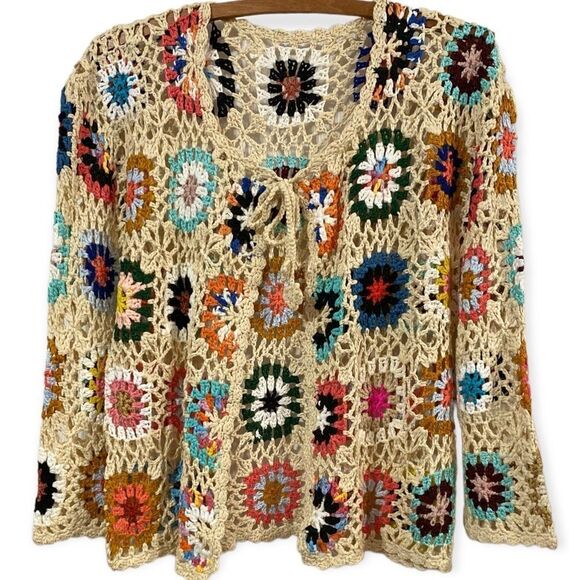 Colorful Floral Long Sleeve Lightweight Cropped Crochet Cardigan NEW - Picture 2 of 4